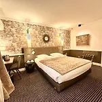Otel Maison Lia