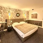 Maison Lia Otel Châlons-en-Champagne