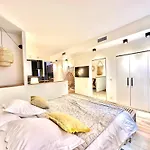 Otel Maison Lia 4*