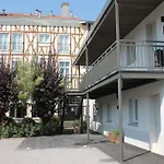 Otel Maison Lia Châlons-en-Champagne