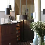 Maison Lia