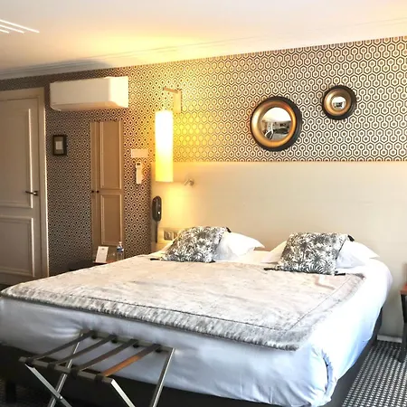 فندق Maison Lia, Ex Pasteur شالو أو شُمْبانيِ