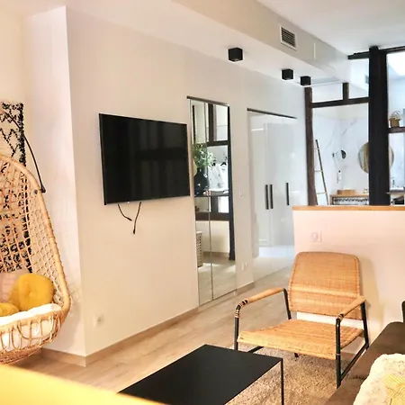호텔 Maison Lia, Ex Pasteur 4*
