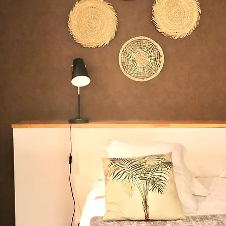 Maison Lia, Ex Pasteur 4* شالو أو شُمْبانيِ