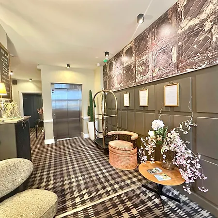 호텔 Maison Lia, Ex Pasteur 4*