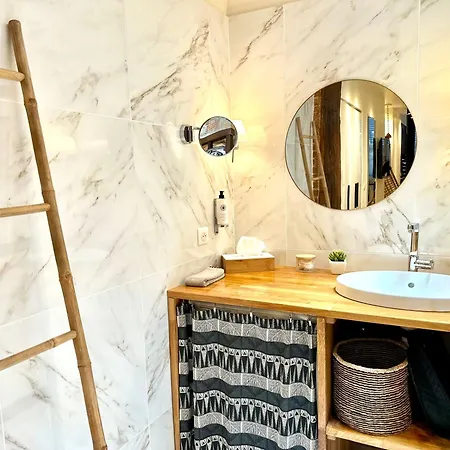 호텔 Maison Lia, Ex Pasteur 4*