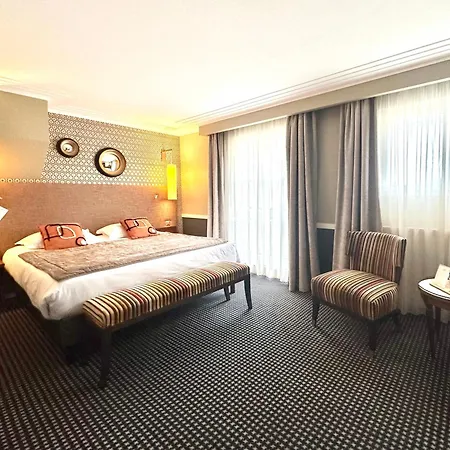 Maison Lia Szálloda Châlons-en-Champagne