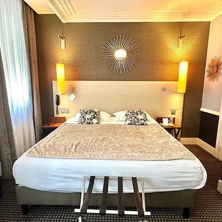 Maison Lia, Ex Pasteur 호텔 4*