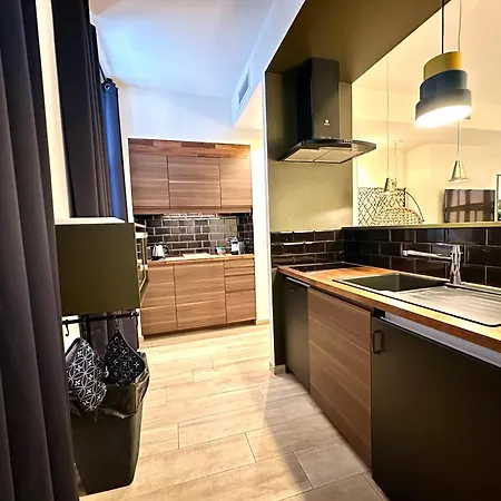 Maison Lia Szálloda