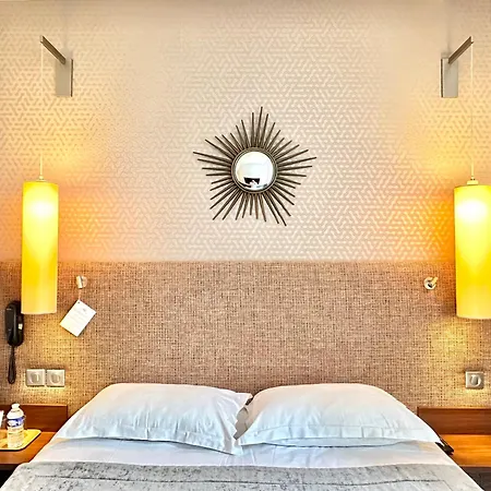 Maison Lia, Ex Pasteur 호텔 4*