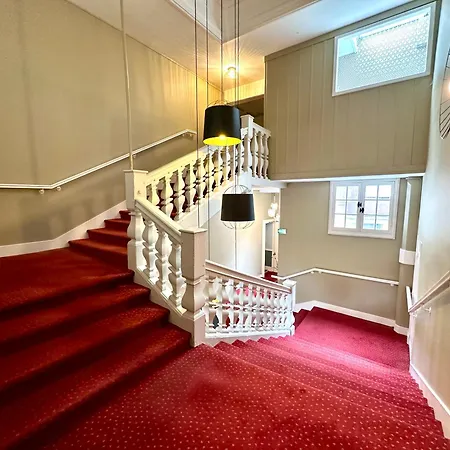 호텔 Maison Lia, Ex Pasteur 4*