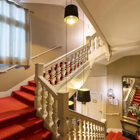 فندق Maison Lia شالو أو شُمْبانيِ