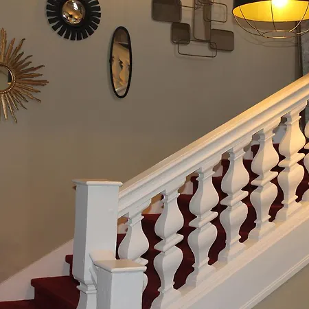 Maison Lia, Ex Pasteur 4* شالو أو شُمْبانيِ